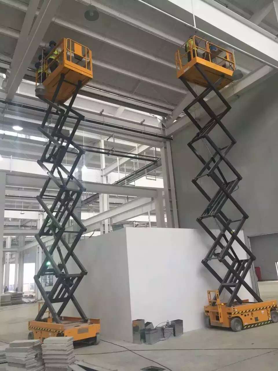 重庆移动式升降机、重庆移动式升降机价格厂家